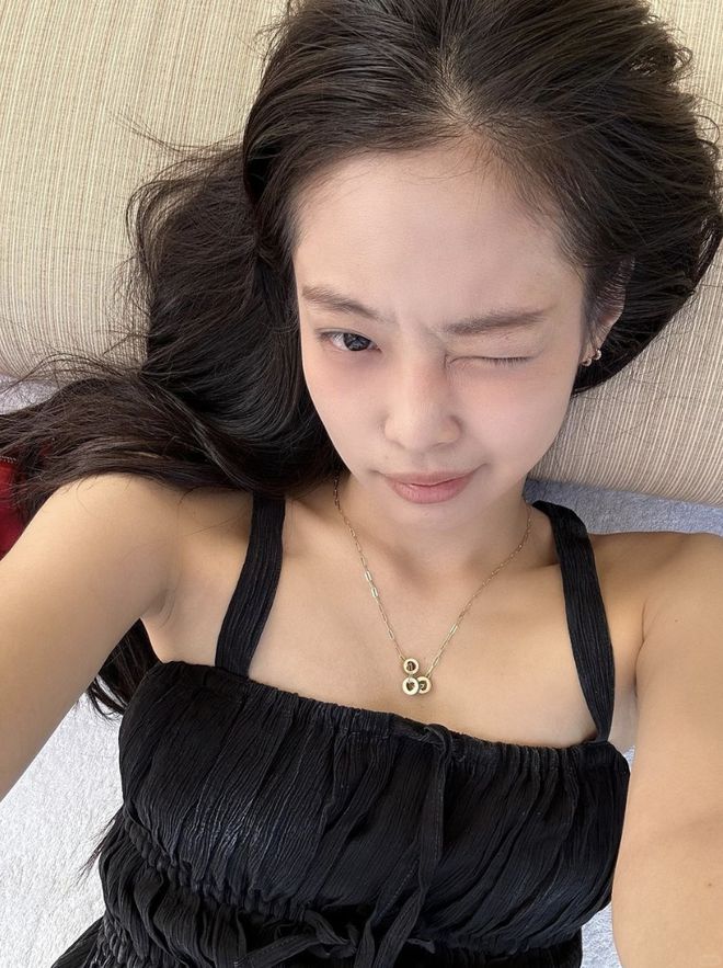 宣！Jennie新歌“妮”味有点浓！ky开元棋牌BLACKPINK世巡官(图33)