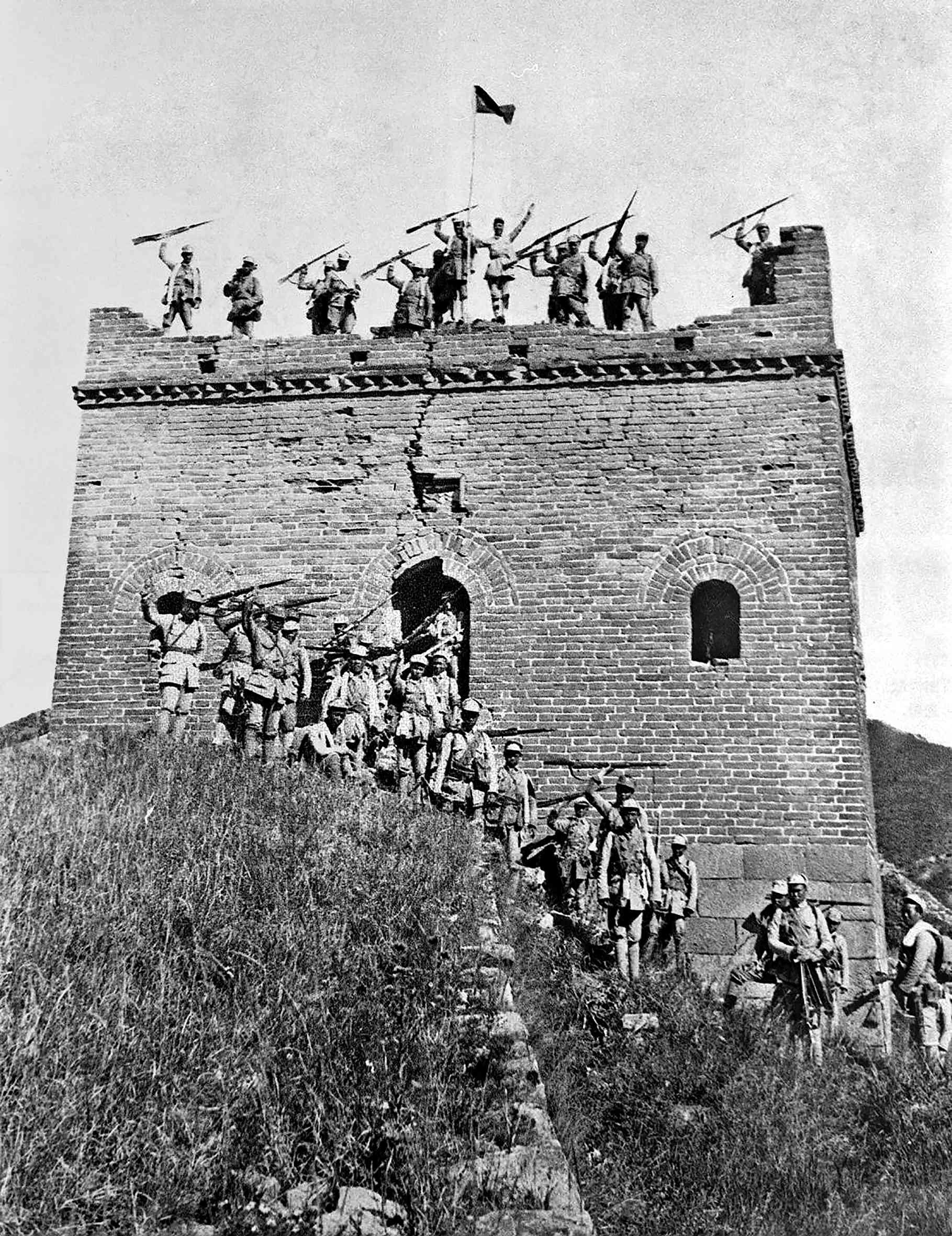 启示之二 走向伟大复兴的历史转折点开元棋牌试玩80年穿越历史的伟大(图1)